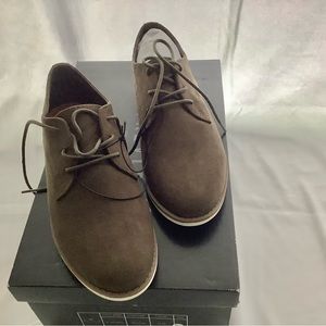 Women's Forever 21 olive oxford sz. 5.5 NEW